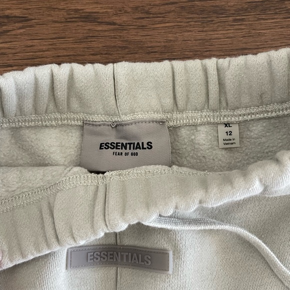 FEAR OF GOD ESSENTIALS SAGE GREEN FLEECE LOUNGE PANTS JOGGERS SWEATS - Picture 3 of 3